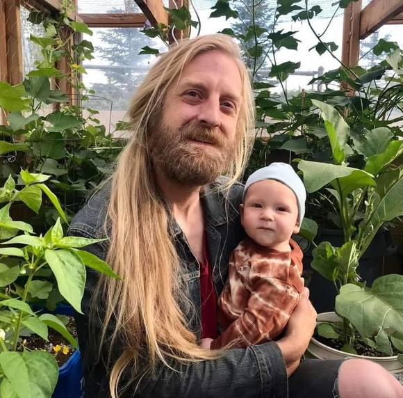 Meet your Posher, Matthew - Picture 1 of 1